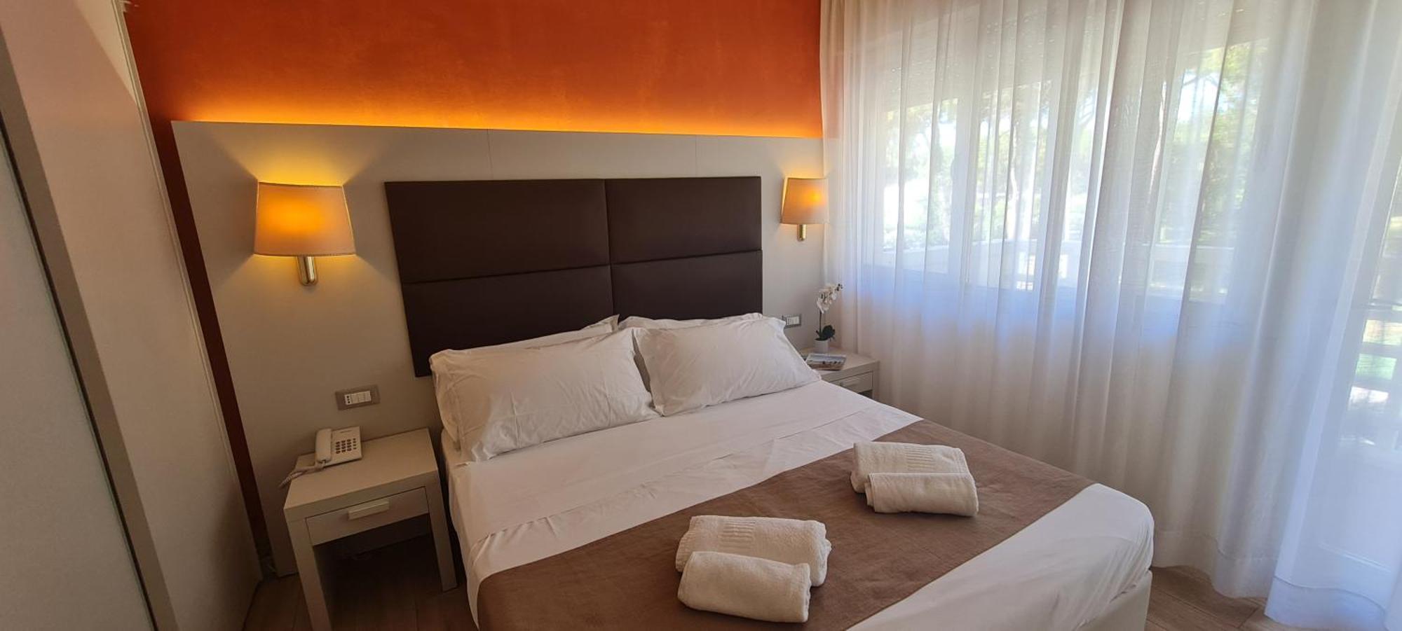 Hotel Eros Lignano Sabbiadoro Eksteriør billede